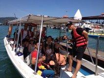 現地社員たちとも休日には一緒に出掛けたりします！