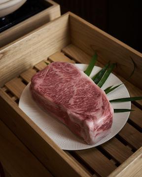 和牛は自社で輸入
