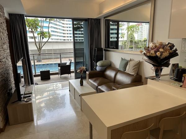 シンガポールのマネージャーのデザイナーズコンドミニアムの様子です。