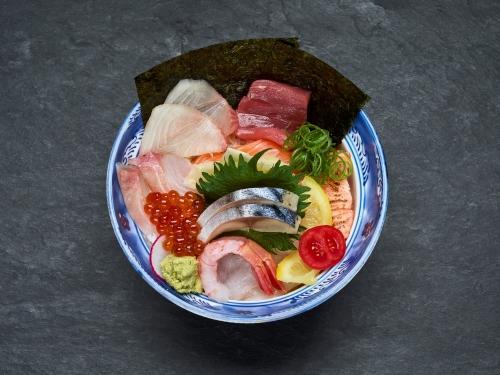 海鮮丼
